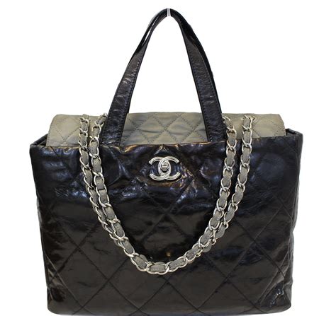 chanel tot|women Chanel tote.